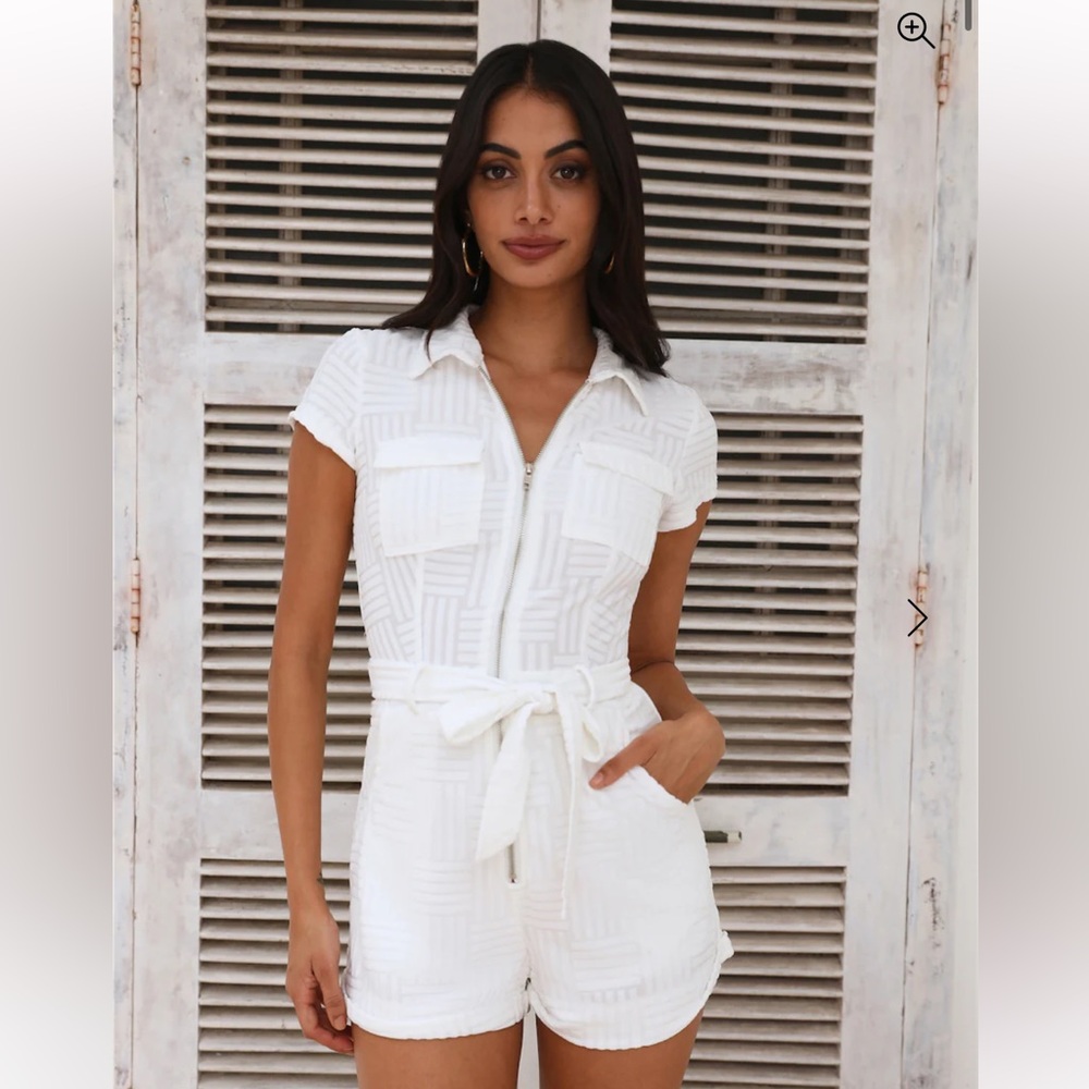 Hello Molly Beach ‘fit Romper White
